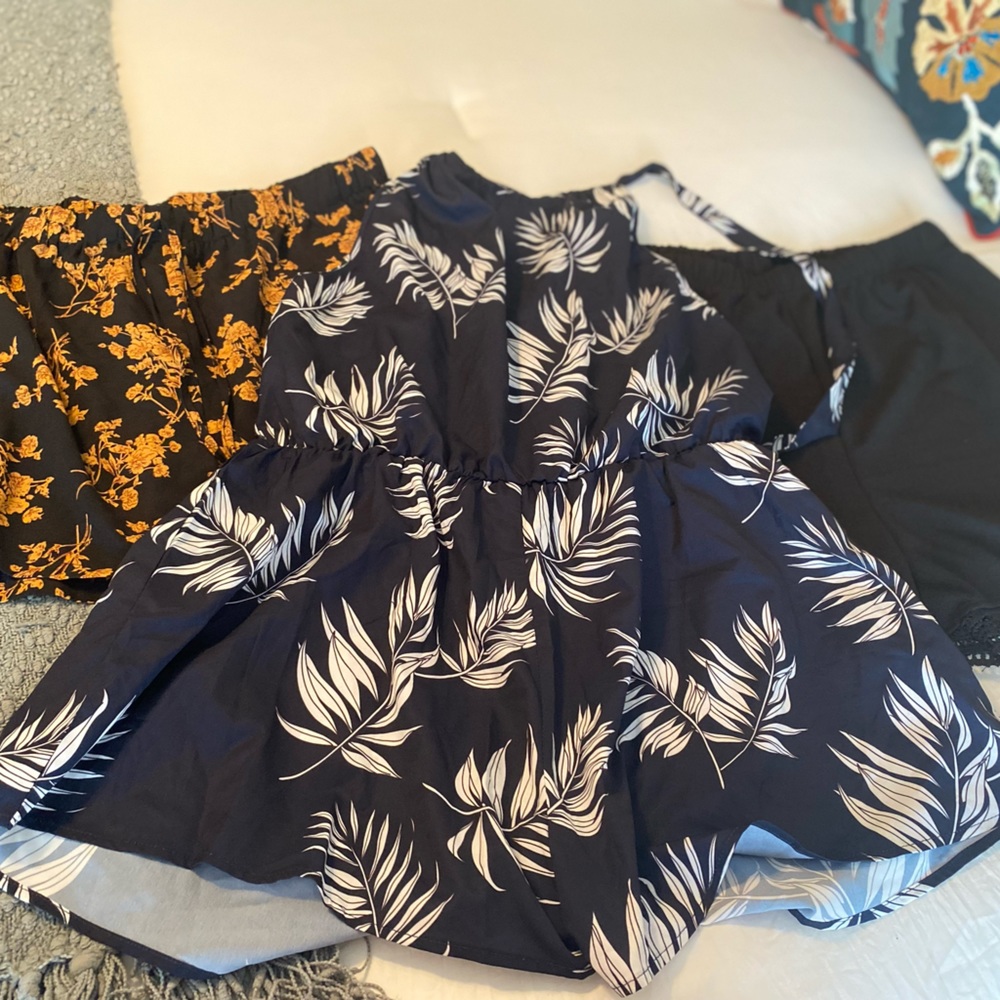 Shein 2x bundle- two shorts and one halter romper